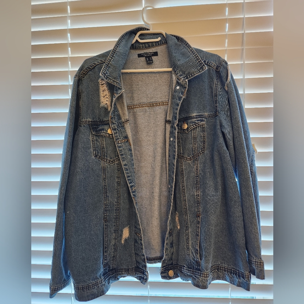 Oversized jean jacket